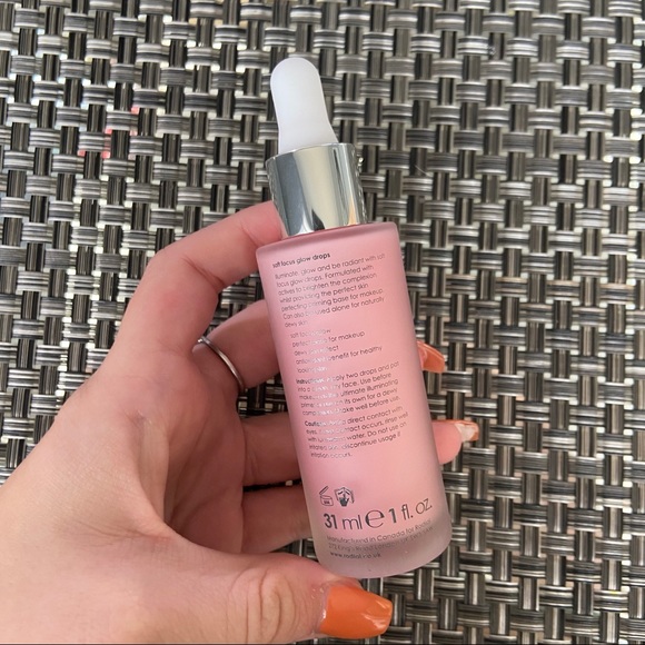 Rodial soft focus glow booster drops - Picture 3 of 4